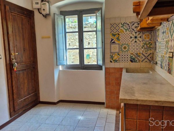 appartamento in vendita a Magliano in Toscana in zona Montiano