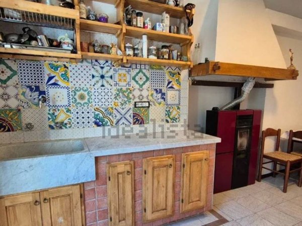 appartamento in vendita a Magliano in Toscana in zona Montiano