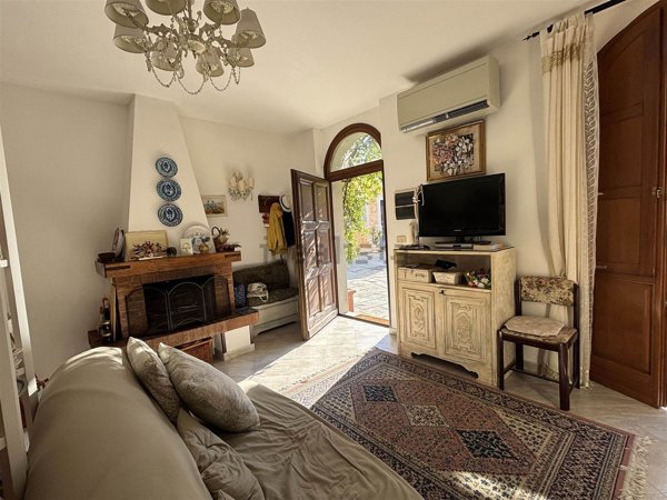appartamento in vendita a Magliano in Toscana in zona Montiano