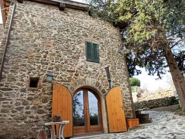 appartamento in vendita a Magliano in Toscana in zona Pereta