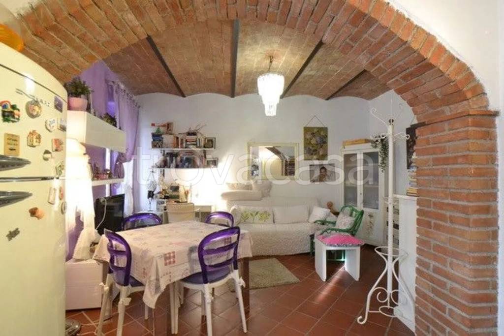 appartamento in vendita a Magliano in Toscana in zona Montiano