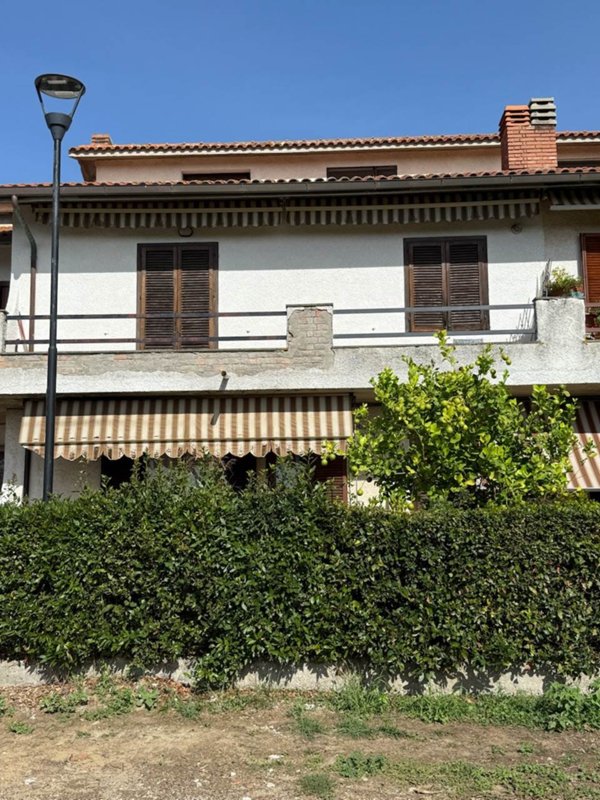 appartamento in vendita a Magliano in Toscana in zona Montiano