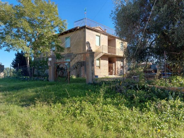 casa indipendente in vendita a Magliano in Toscana