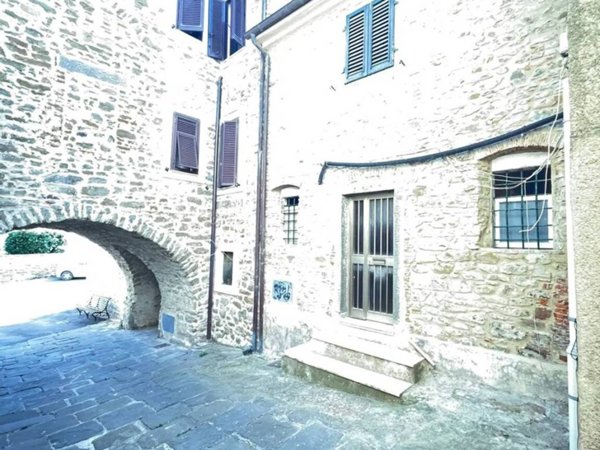 casa indipendente in vendita a Magliano in Toscana in zona Montiano