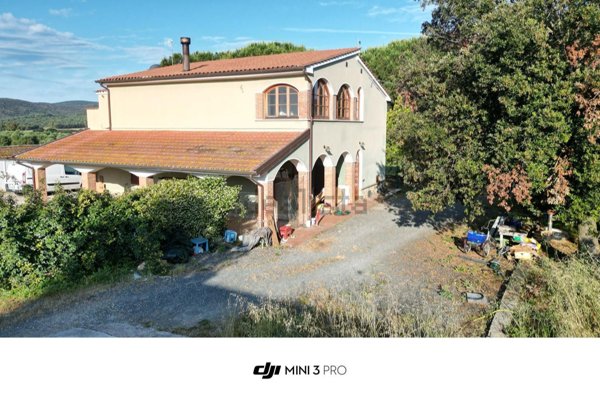 casale in vendita a Magliano in Toscana