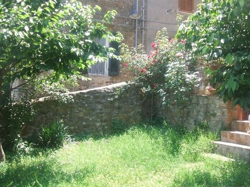 appartamento in vendita a Magliano in Toscana in zona Pereta