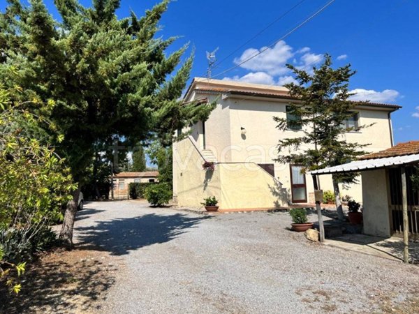 casa indipendente in vendita a Magliano in Toscana