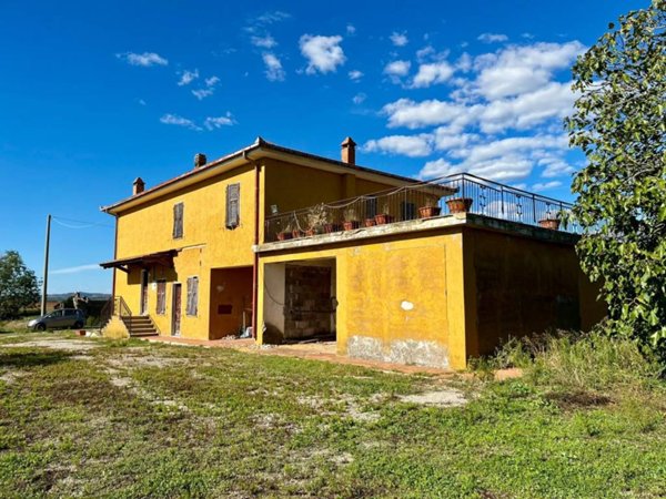 casa indipendente in vendita a Magliano in Toscana