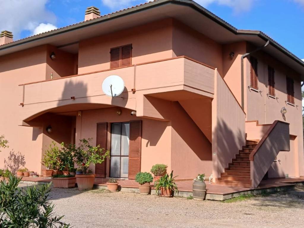 casa indipendente in vendita a Magliano in Toscana