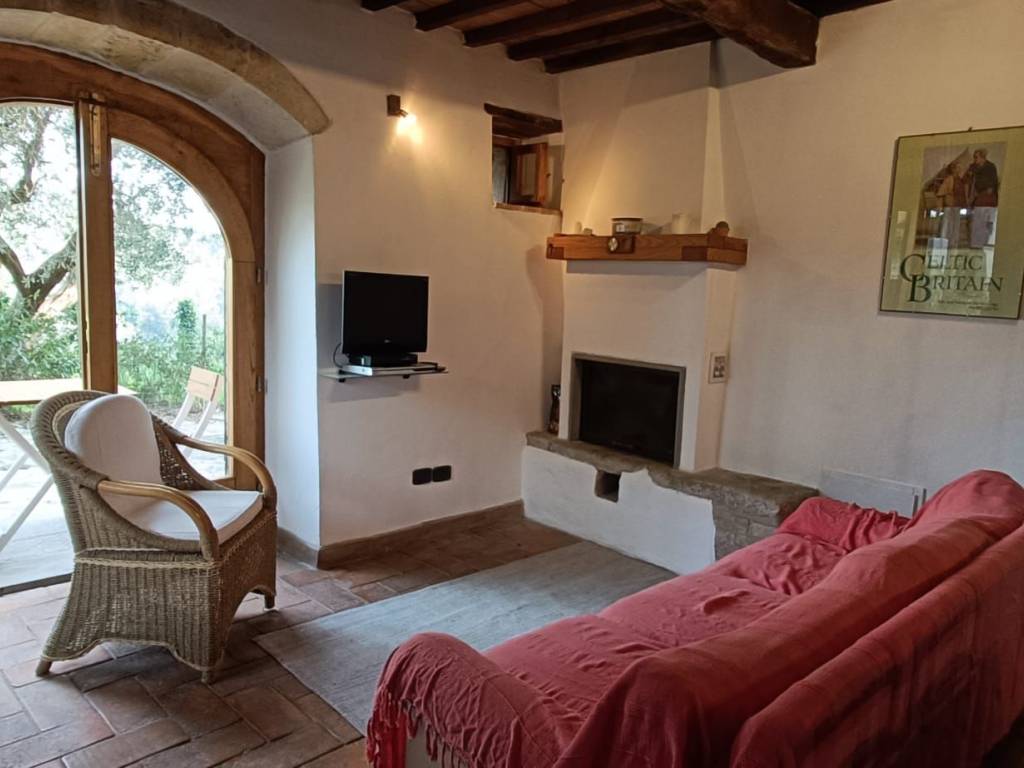 casa indipendente in vendita a Magliano in Toscana in zona Pereta