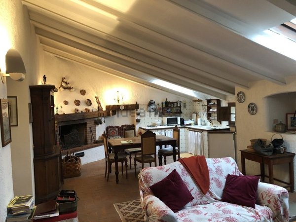 appartamento in vendita a Magliano in Toscana in zona Montiano