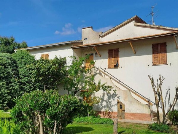 appartamento in vendita a Magliano in Toscana