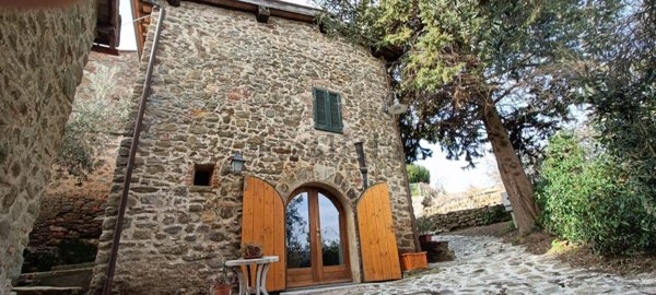 appartamento in vendita a Magliano in Toscana in zona Pereta