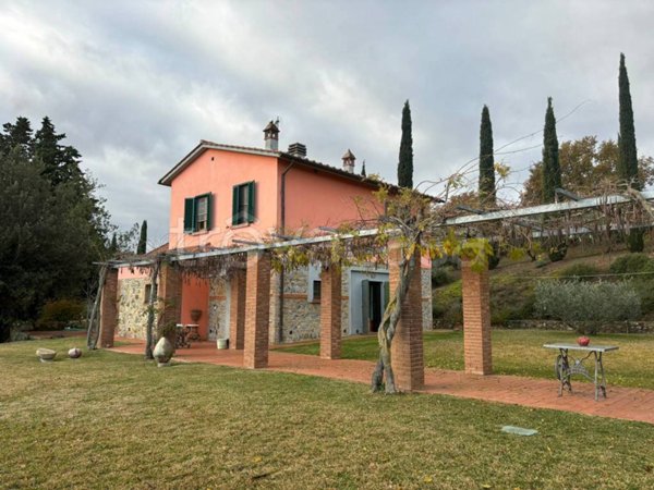 casa indipendente in vendita a Magliano in Toscana