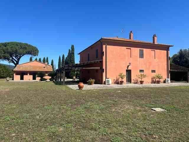 casa indipendente in vendita a Magliano in Toscana