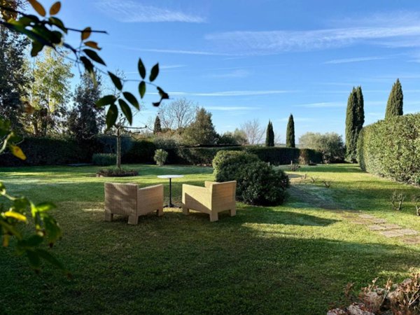 casa indipendente in vendita a Magliano in Toscana