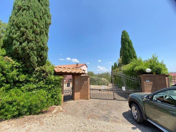 casa indipendente in vendita a Magliano in Toscana