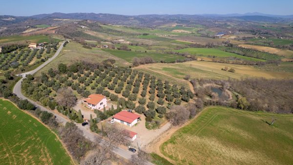 casa indipendente in vendita a Magliano in Toscana in zona Pereta