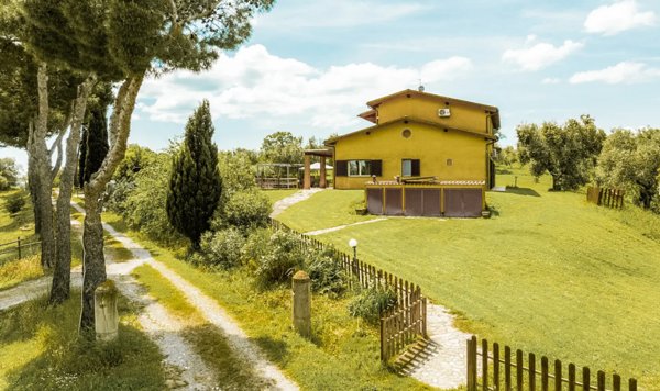 villa in vendita a Magliano in Toscana