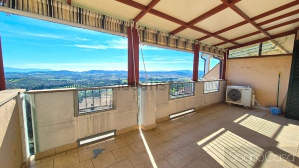 casa indipendente in vendita a Magliano in Toscana in zona Montiano