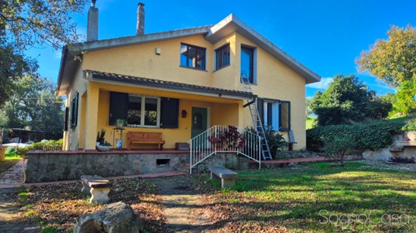 casa indipendente in vendita a Magliano in Toscana in zona Montiano