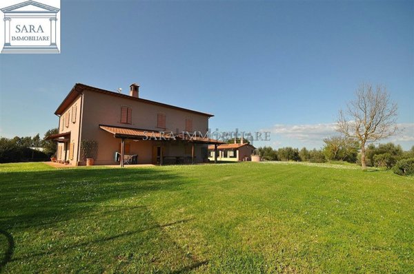 casa indipendente in vendita a Magliano in Toscana