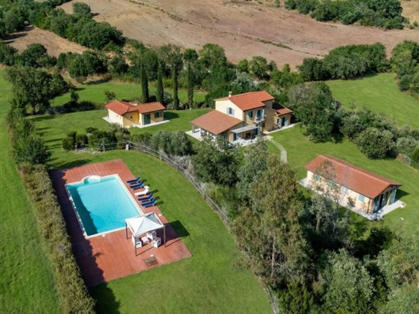 casa indipendente in vendita a Magliano in Toscana