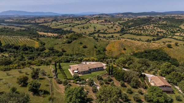 casale in vendita a Magliano in Toscana