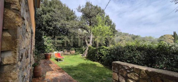 appartamento in vendita a Magliano in Toscana in zona Pereta