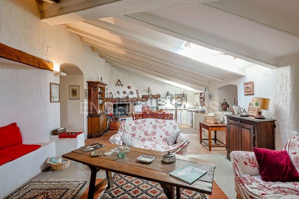 appartamento in vendita a Magliano in Toscana in zona Montiano