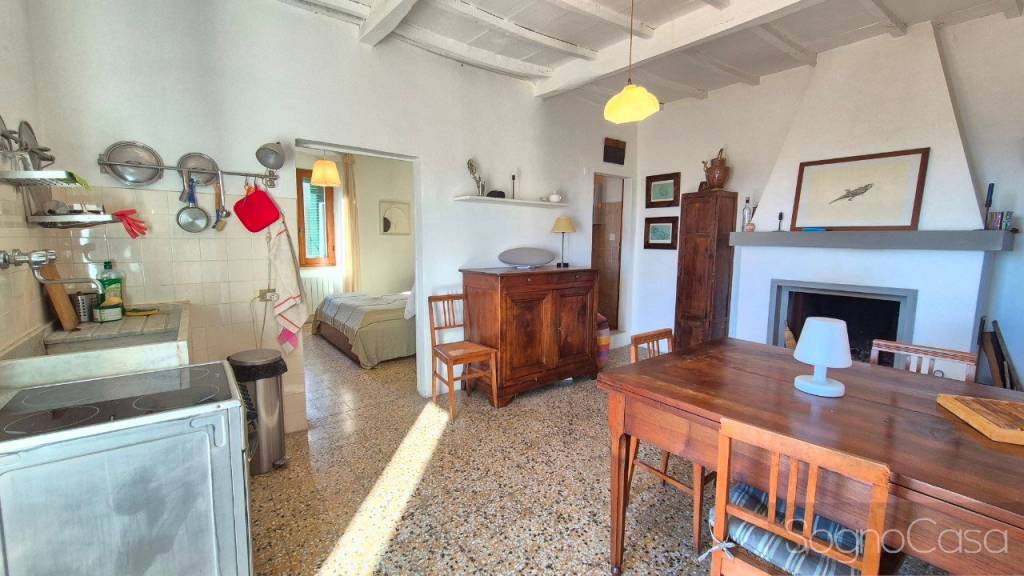 appartamento in vendita a Magliano in Toscana in zona Montiano