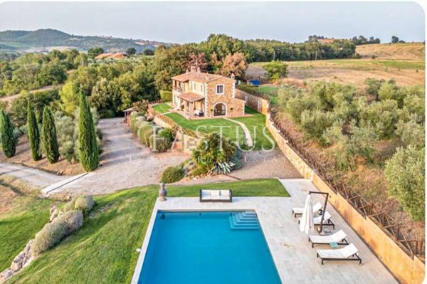 casale in vendita a Magliano in Toscana