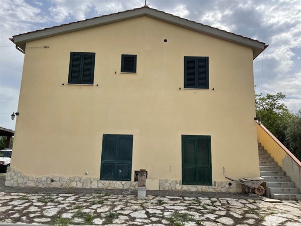 appartamento in vendita a Magliano in Toscana