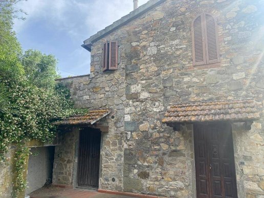 casa indipendente in vendita a Magliano in Toscana