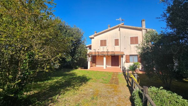 casa indipendente in vendita a Magliano in Toscana