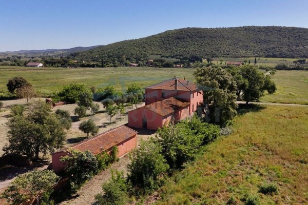 casale in vendita a Magliano in Toscana