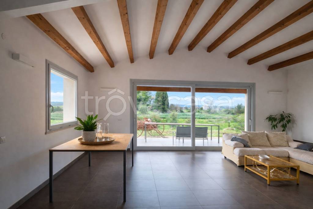casa indipendente in vendita a Magliano in Toscana