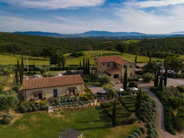 casale in vendita a Magliano in Toscana in zona Montiano