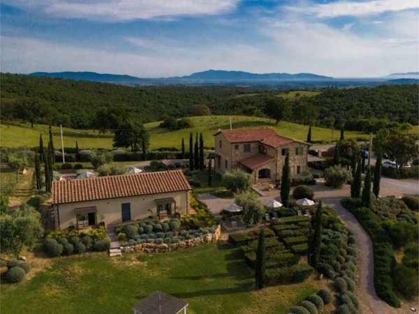 casa indipendente in vendita a Magliano in Toscana in zona Pereta
