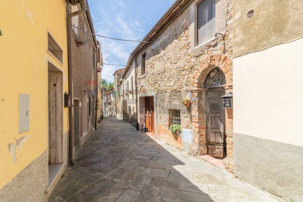 appartamento in vendita a Magliano in Toscana in zona Montiano