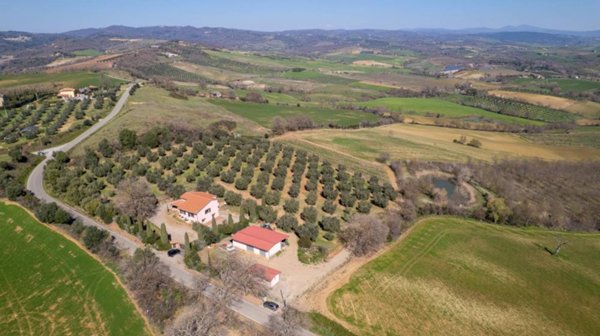 casa indipendente in vendita a Magliano in Toscana