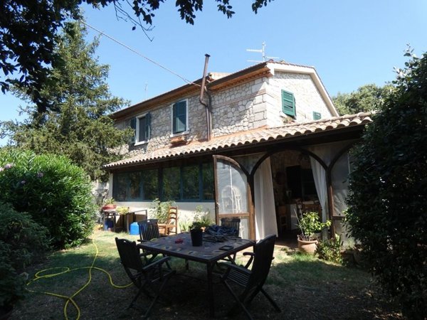 appartamento in vendita a Magliano in Toscana