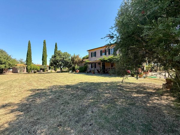 casa indipendente in vendita a Magliano in Toscana