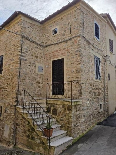 appartamento in vendita a Magliano in Toscana in zona Montiano