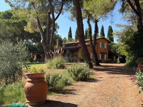 casa indipendente in vendita a Magliano in Toscana