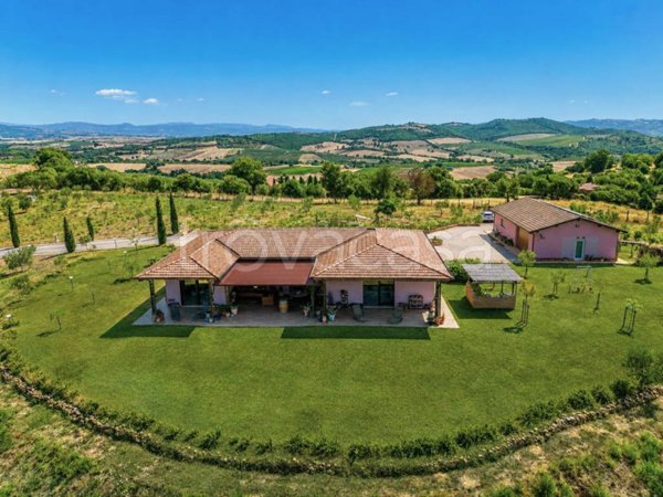 casa indipendente in vendita a Magliano in Toscana