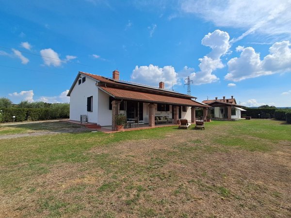 casa indipendente in vendita a Magliano in Toscana in zona Montiano