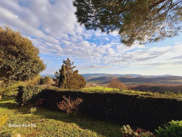 casa indipendente in vendita a Manciano
