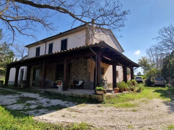 appartamento in vendita a Manciano in zona Saturnia