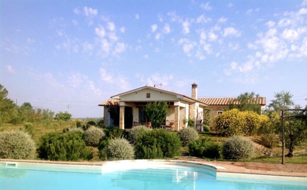 casa indipendente in vendita a Manciano
